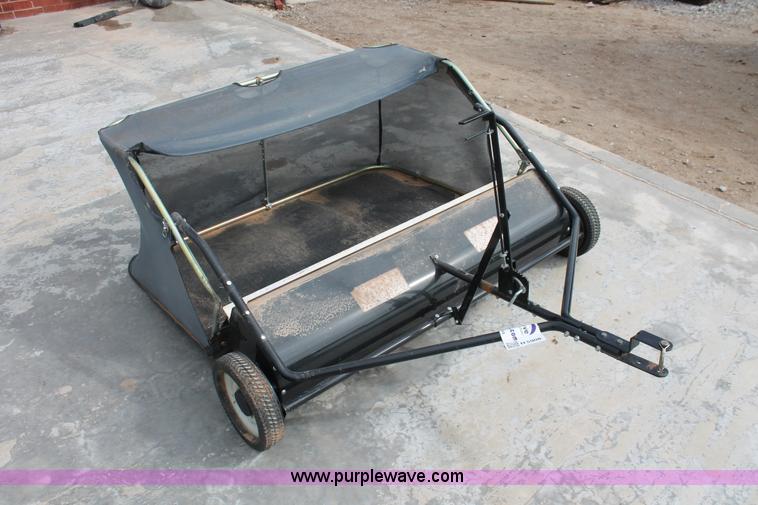 image for item H5908 John Deere lawn rake