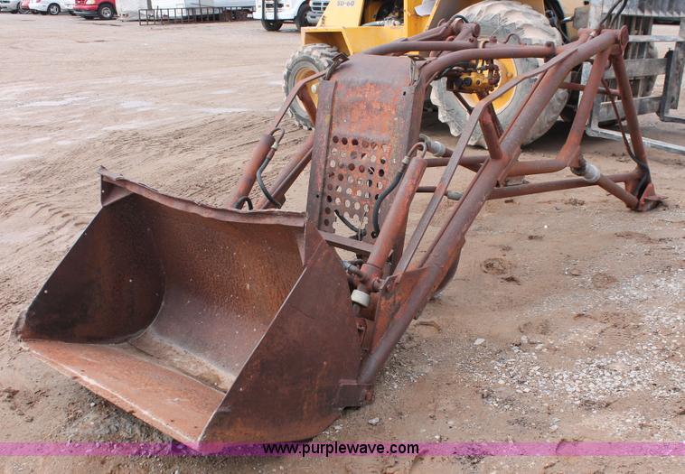 image for item H5909 Dearborn 19-42 tractor loader