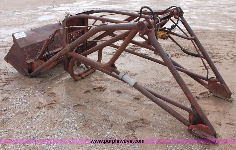 image for item H5909 Dearborn 19-42 tractor loader