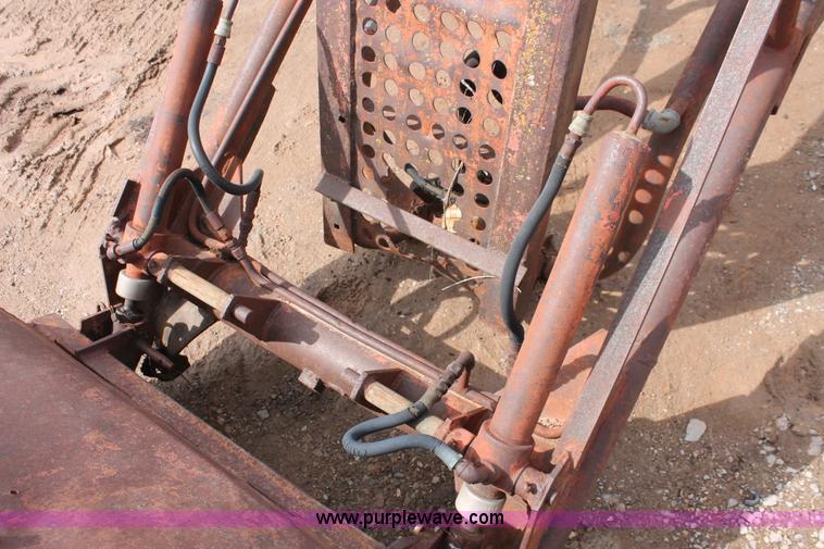 image for item H5909 Dearborn 19-42 tractor loader