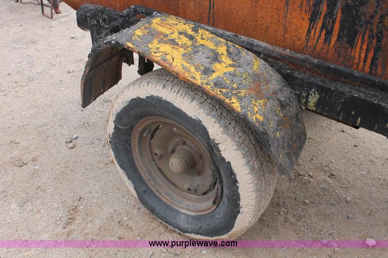 image for item H5910 Aeroil KEB-165 tar pot