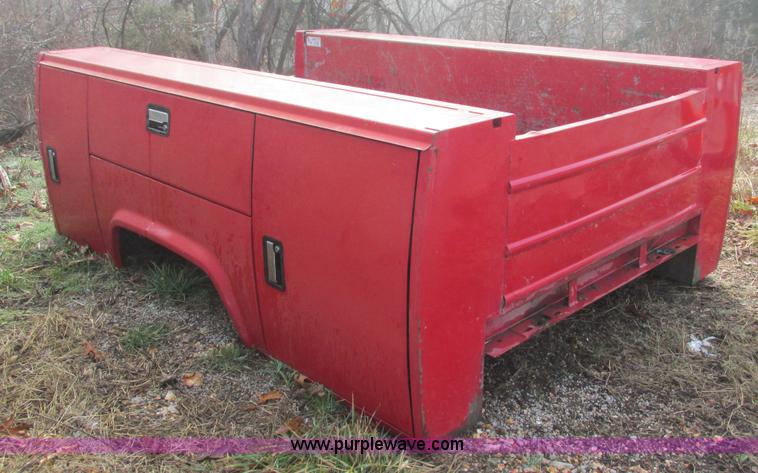 image for item I3084 Stahl utility bed