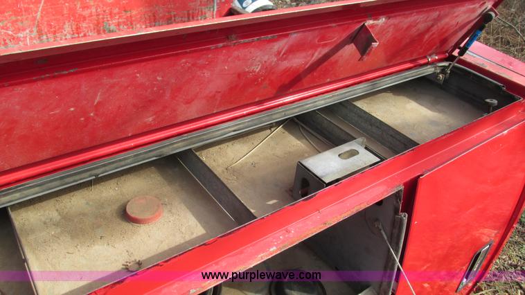 image for item I3084 Stahl utility bed