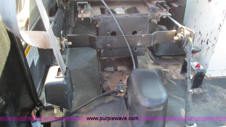 image for item I3085 1999 Sterling L8500 Crew Cab truck cab and chassis