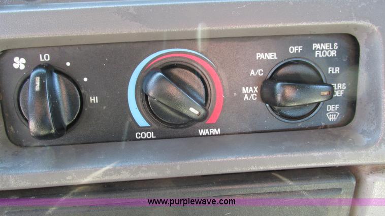 image for item I3085 1999 Sterling L8500 Crew Cab truck cab and chassis