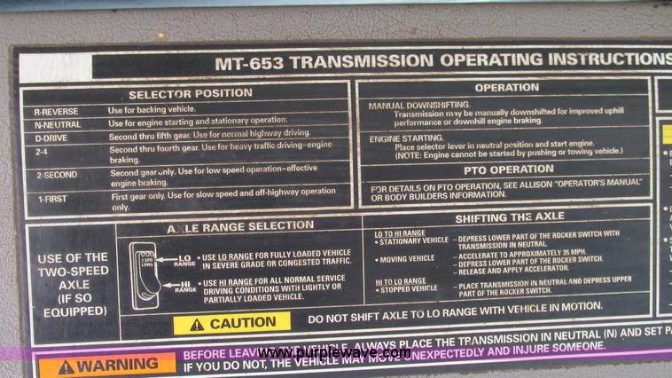 image for item I3085 1999 Sterling L8500 Crew Cab truck cab and chassis