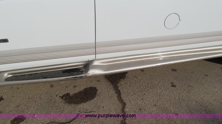 image for item I3090 2002 Chevrolet Express 1500 Colonial Explorer conversion van