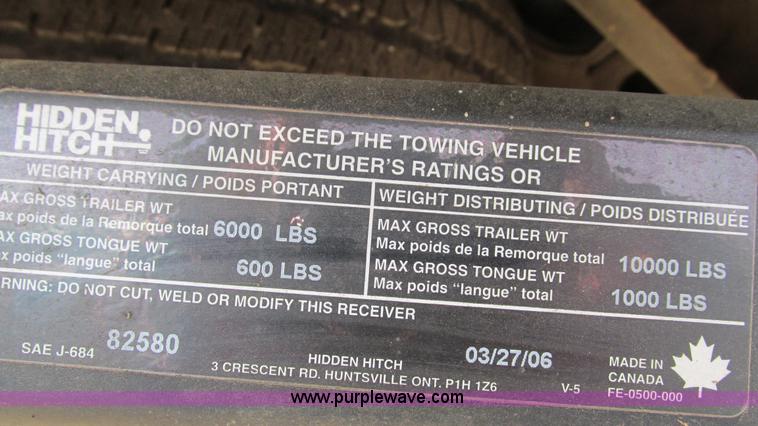 image for item I3090 2002 Chevrolet Express 1500 Colonial Explorer conversion van