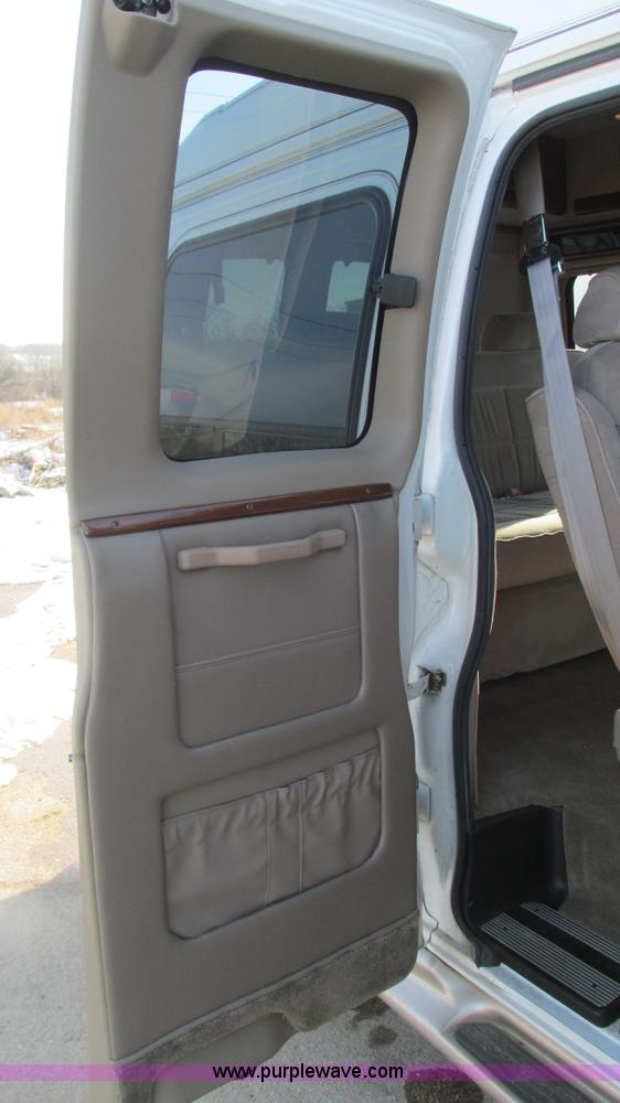 image for item I3090 2002 Chevrolet Express 1500 Colonial Explorer conversion van