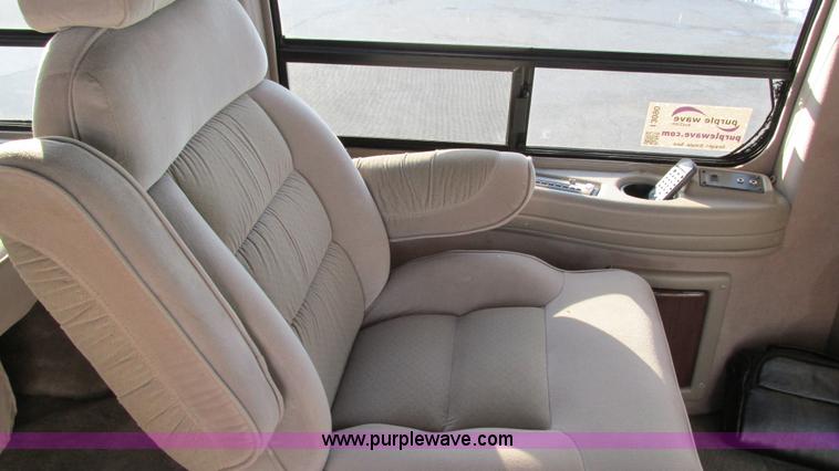 image for item I3090 2002 Chevrolet Express 1500 Colonial Explorer conversion van