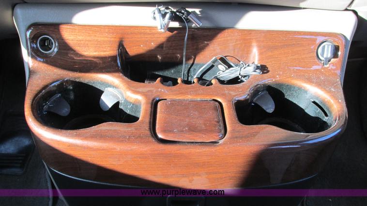 image for item I3090 2002 Chevrolet Express 1500 Colonial Explorer conversion van