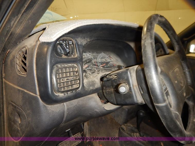 image for item I5014 1999 Dodge Ram 1500 Laramie SLT Quad Cab pickup truck