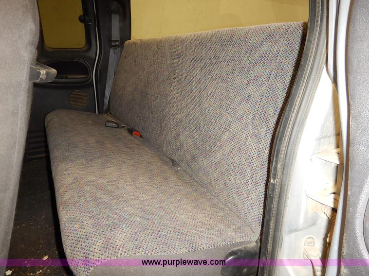 image for item I5014 1999 Dodge Ram 1500 Laramie SLT Quad Cab pickup truck