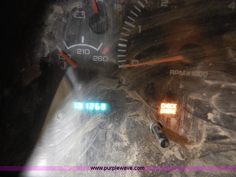 image for item I5014 1999 Dodge Ram 1500 Laramie SLT Quad Cab pickup truck