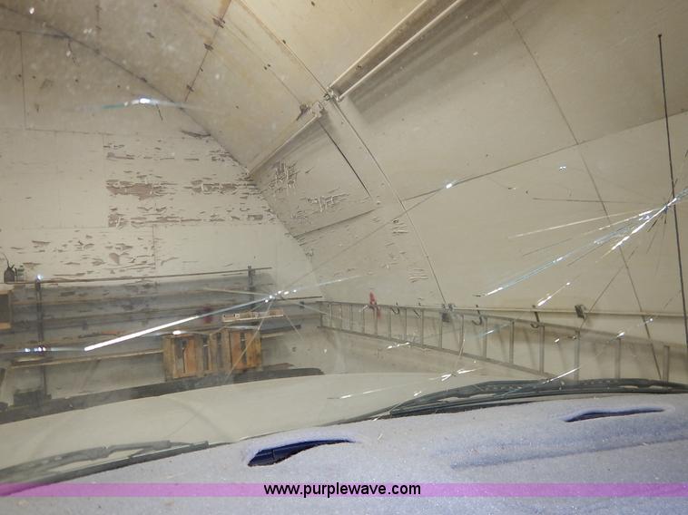 image for item I5014 1999 Dodge Ram 1500 Laramie SLT Quad Cab pickup truck