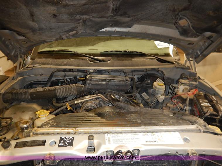 image for item I5014 1999 Dodge Ram 1500 Laramie SLT Quad Cab pickup truck