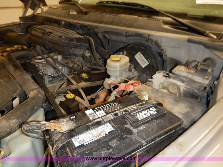 image for item I5014 1999 Dodge Ram 1500 Laramie SLT Quad Cab pickup truck