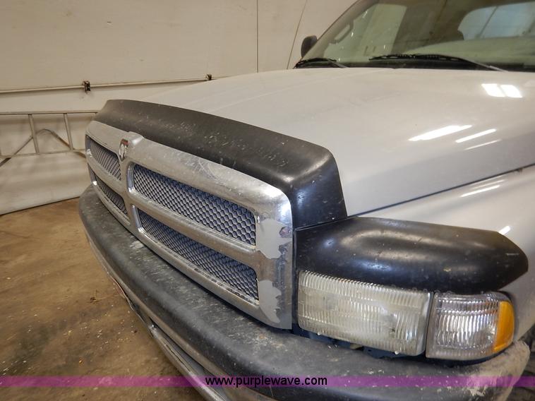 image for item I5014 1999 Dodge Ram 1500 Laramie SLT Quad Cab pickup truck