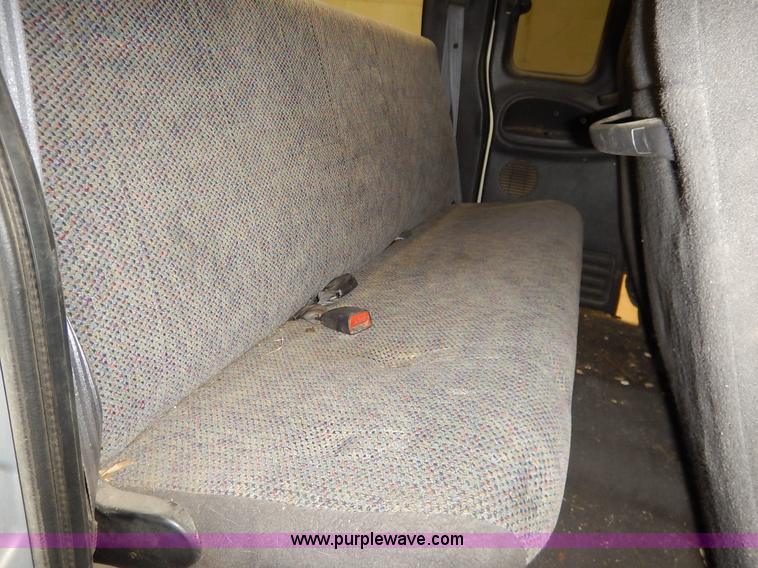 image for item I5014 1999 Dodge Ram 1500 Laramie SLT Quad Cab pickup truck