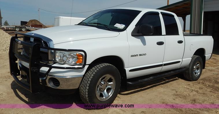 image for item I5026 2005 Dodge Ram 1500 SLT Quad Cab pickup truck