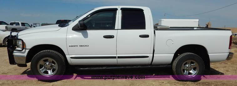 image for item I5026 2005 Dodge Ram 1500 SLT Quad Cab pickup truck