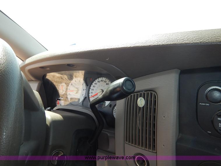 image for item I5026 2005 Dodge Ram 1500 SLT Quad Cab pickup truck