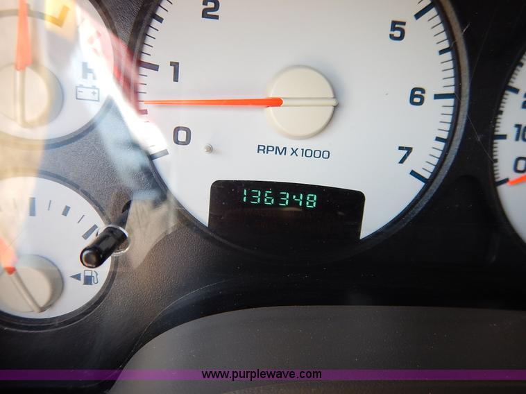 image for item I5026 2005 Dodge Ram 1500 SLT Quad Cab pickup truck