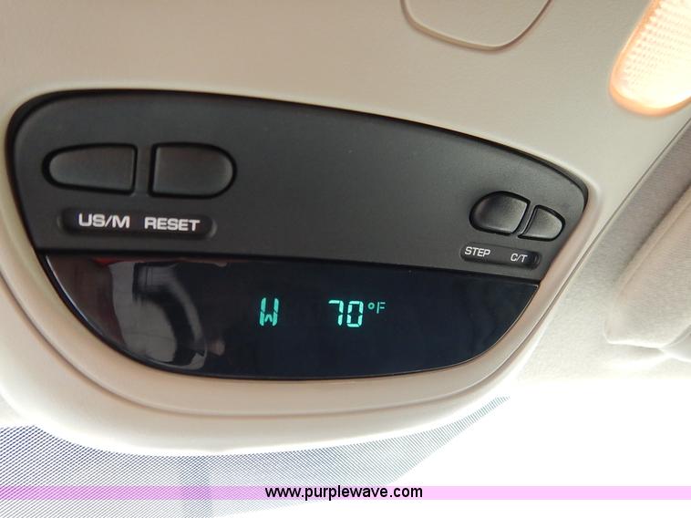 image for item I5026 2005 Dodge Ram 1500 SLT Quad Cab pickup truck