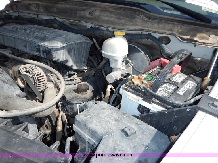 image for item I5026 2005 Dodge Ram 1500 SLT Quad Cab pickup truck