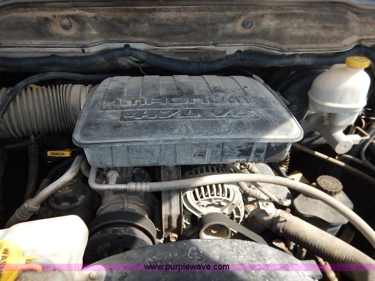 image for item I5026 2005 Dodge Ram 1500 SLT Quad Cab pickup truck