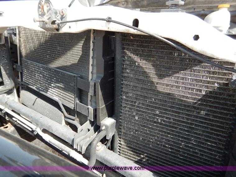 image for item I5026 2005 Dodge Ram 1500 SLT Quad Cab pickup truck