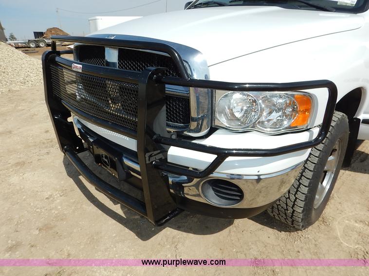 image for item I5026 2005 Dodge Ram 1500 SLT Quad Cab pickup truck