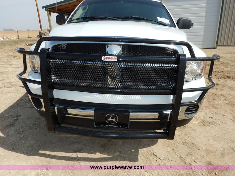image for item I5026 2005 Dodge Ram 1500 SLT Quad Cab pickup truck