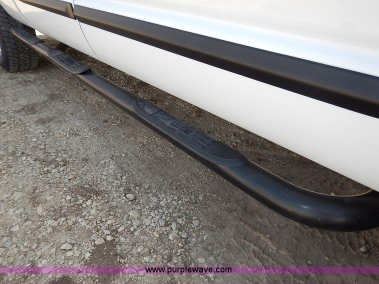 image for item I5026 2005 Dodge Ram 1500 SLT Quad Cab pickup truck