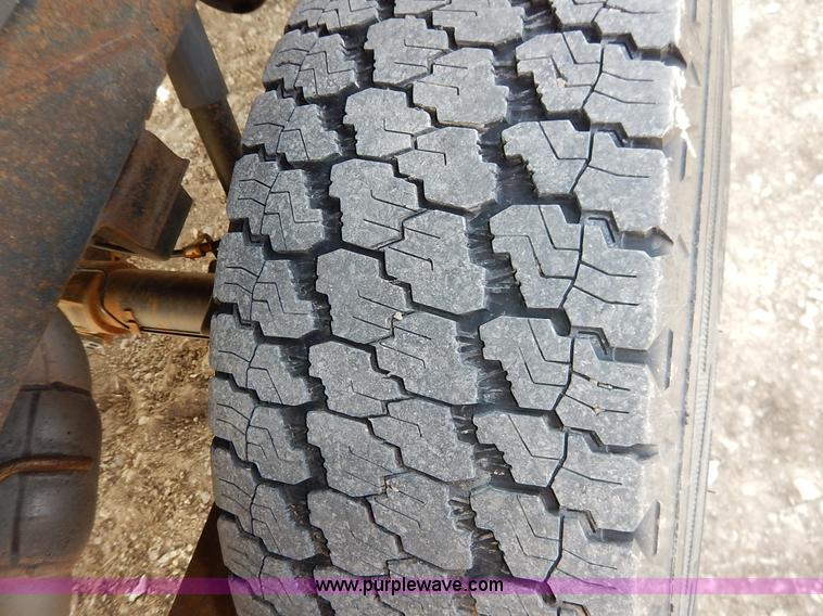 image for item I5026 2005 Dodge Ram 1500 SLT Quad Cab pickup truck