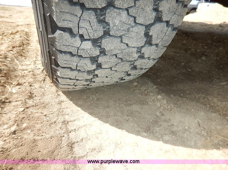 image for item I5026 2005 Dodge Ram 1500 SLT Quad Cab pickup truck