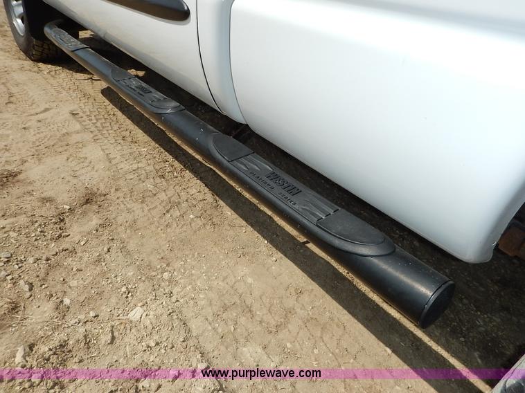 image for item I5026 2005 Dodge Ram 1500 SLT Quad Cab pickup truck