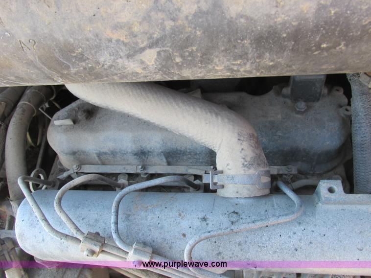 image for item K2046 2002 Bobcat T190 tracked skid steer