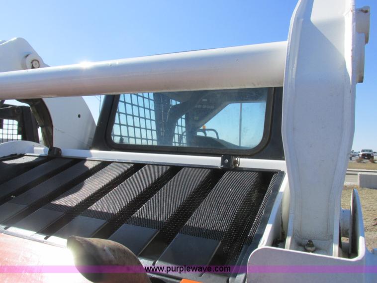 image for item K2046 2002 Bobcat T190 tracked skid steer