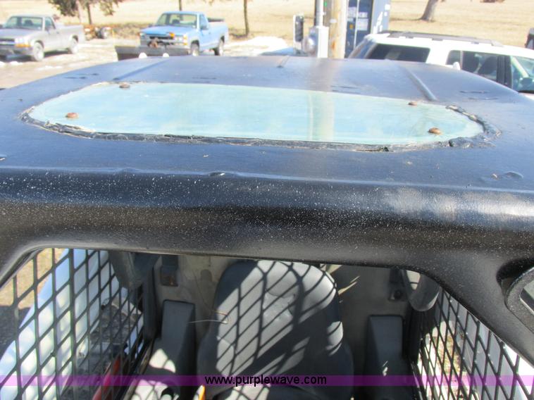 image for item K2046 2002 Bobcat T190 tracked skid steer