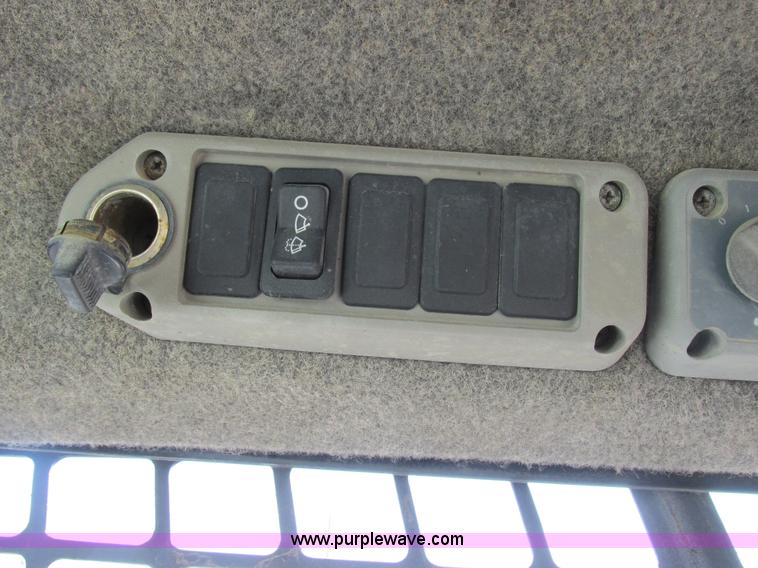 image for item K2046 2002 Bobcat T190 tracked skid steer