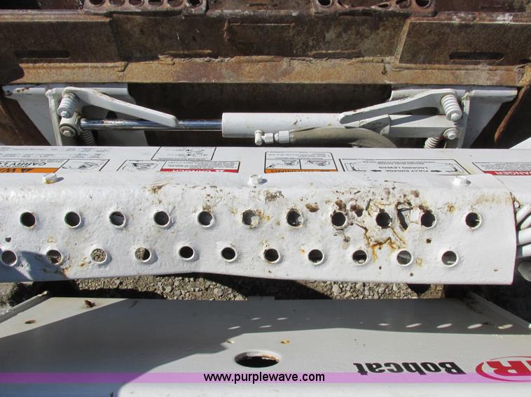 image for item K2046 2002 Bobcat T190 tracked skid steer