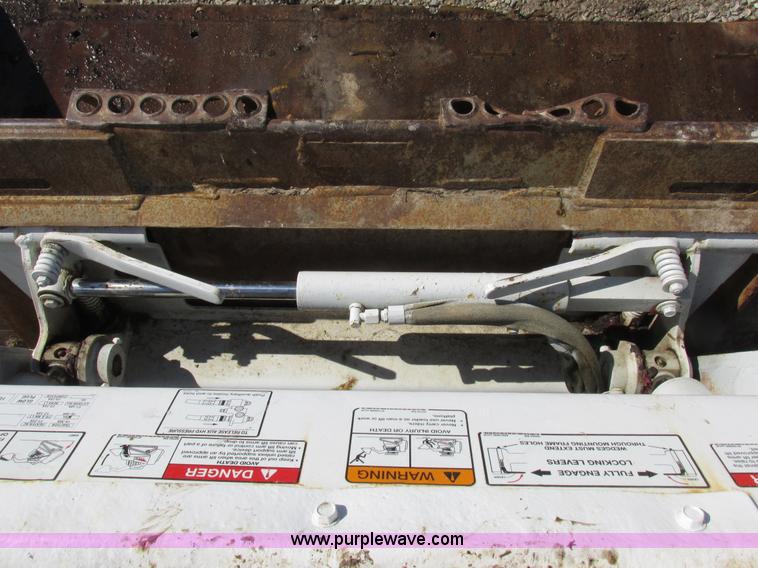 image for item K2046 2002 Bobcat T190 tracked skid steer