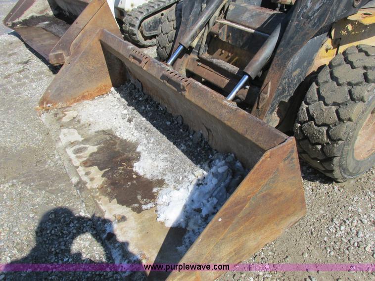 image for item K2047 1996 New Holland LX885 skid steer