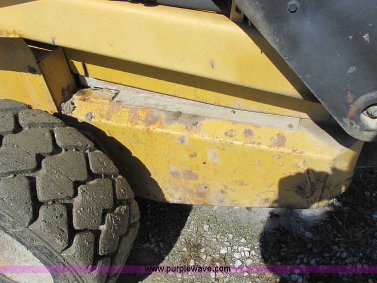 image for item K2047 1996 New Holland LX885 skid steer