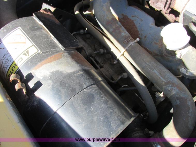 image for item K2047 1996 New Holland LX885 skid steer