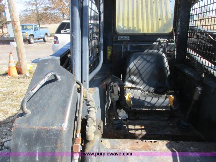 image for item K2047 1996 New Holland LX885 skid steer