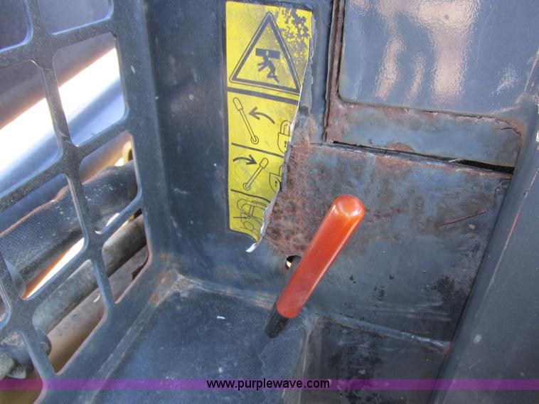 image for item K2047 1996 New Holland LX885 skid steer