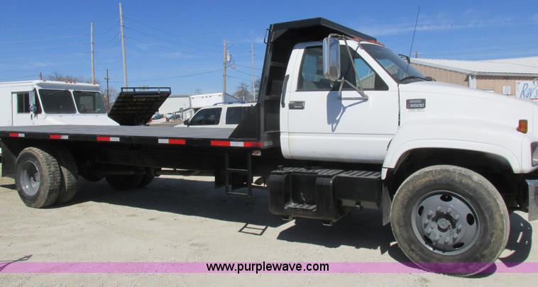 image for item K2064 2000 GMC C6500 dump flatbed truck