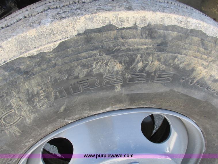 image for item K2064 2000 GMC C6500 dump flatbed truck